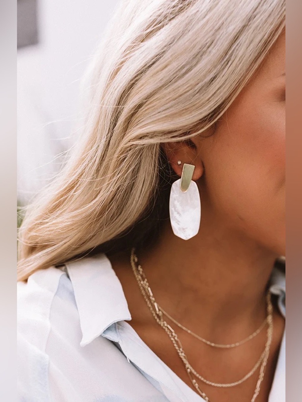 Kendra Scott Aragon Drop Earrings in Ivory Pearl